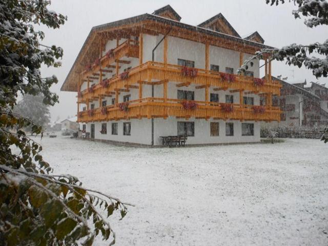 Residence Dolomia Pozza di Fassa Exterior photo