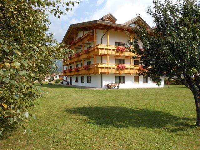 Residence Dolomia Pozza di Fassa Exterior photo